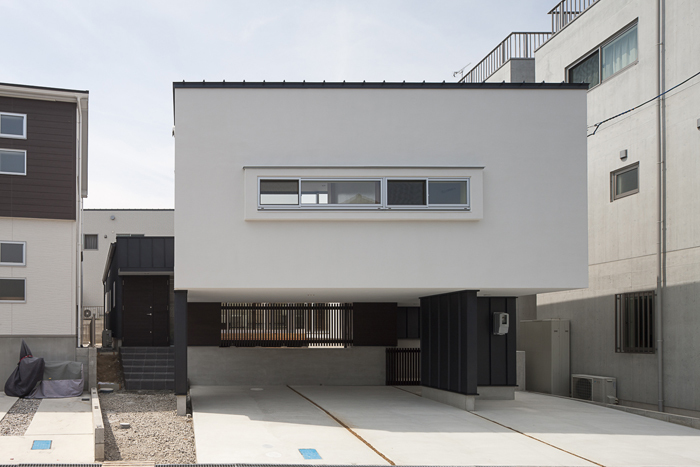 PROTO BANK 122 - 廻庭（ めぐりにわ）の家 (設計: 柏木穂波) の外観写真